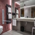 Aangepaste badkamer (2) Nordic Hotel